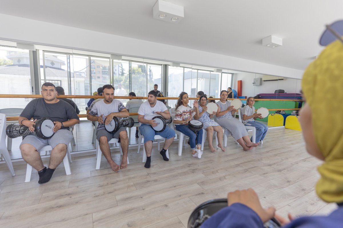 Mersin Büyükşehir Engelsiz Yaşam Parkı’nda Müziğe Engel Yok