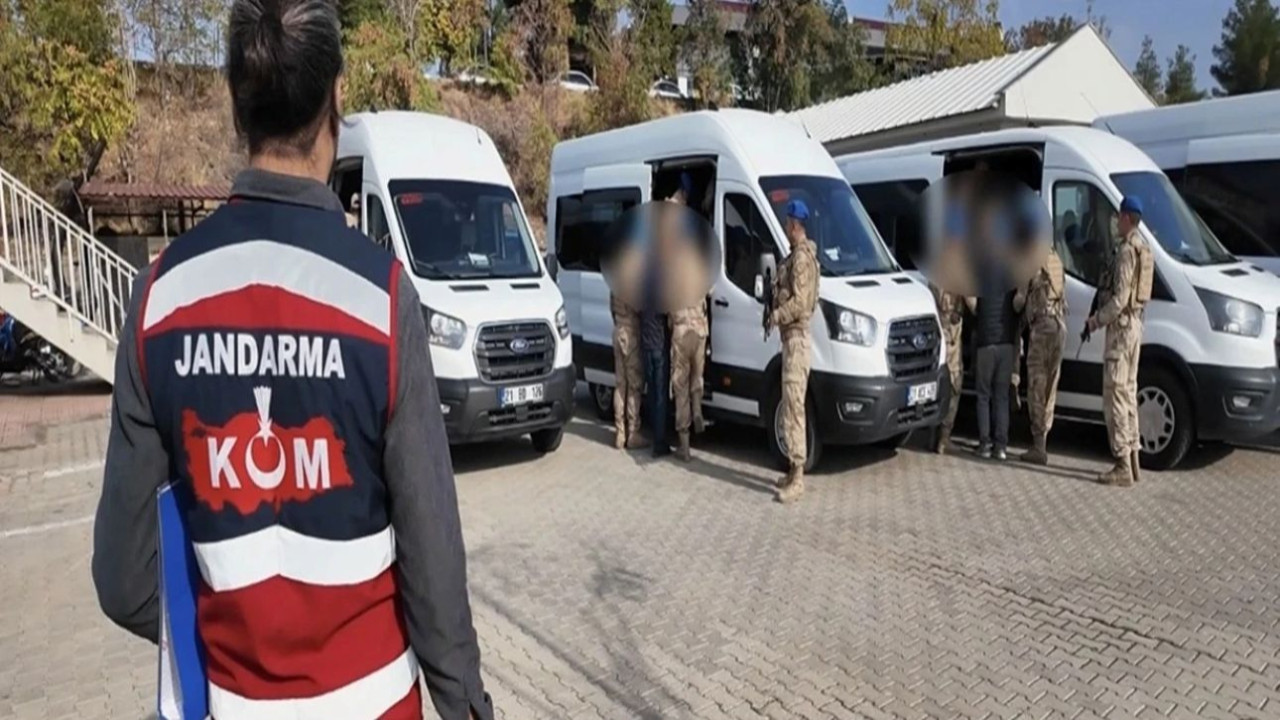 15 Milyar liralık kara para operasyonu: Zehir paralarını otobüs hattı ve tarla yapmışlar!