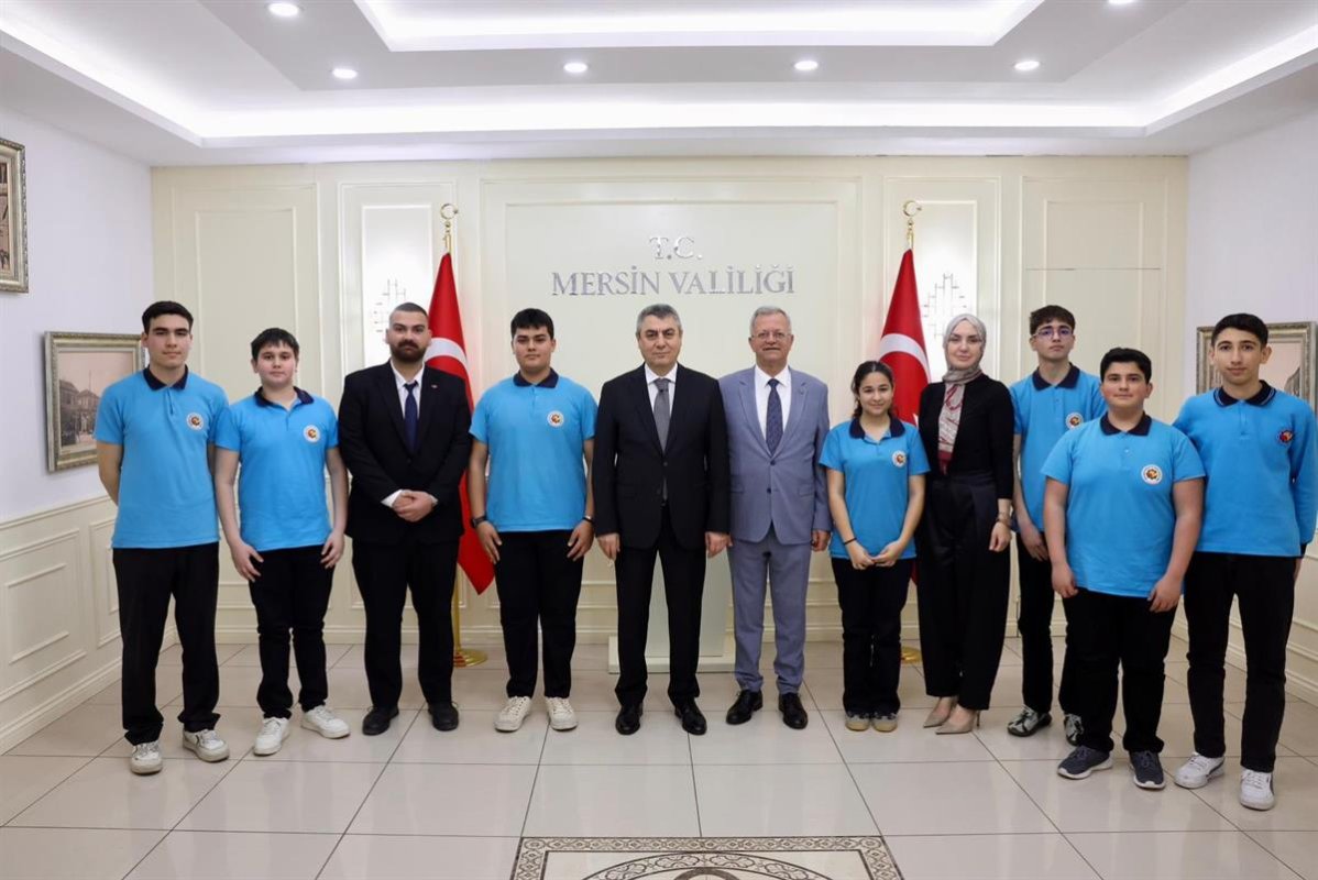 Mersin Valisi Atilla Toros Organize Sanayi Bölgesi Yönetim Kurulu Başkanı Sabri Tekli İle Görüştü