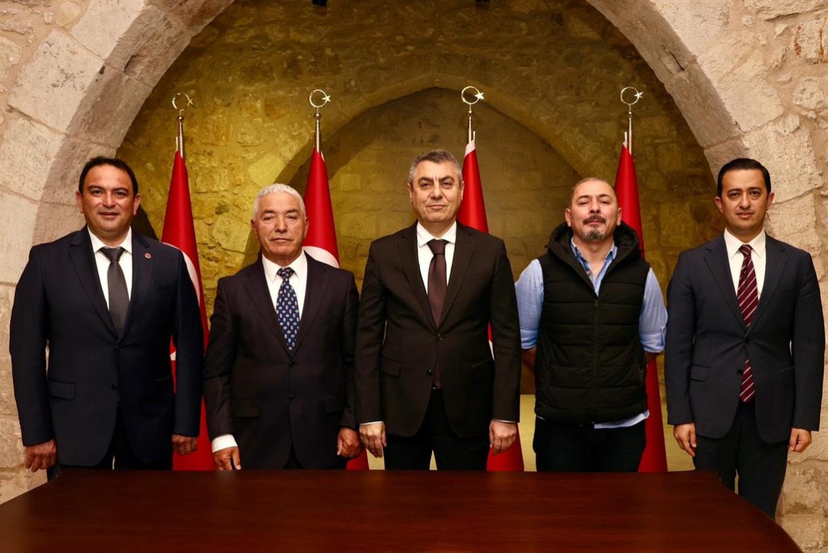 Mersin Valisi Atilla Toros Hayırsever Her Projenin Garantörü
