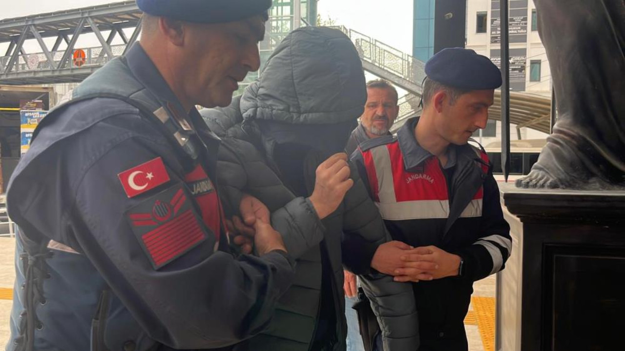 Alanya'da saldırıları destekleyen 16 yaşındaki lise öğrencisi tutuklandı