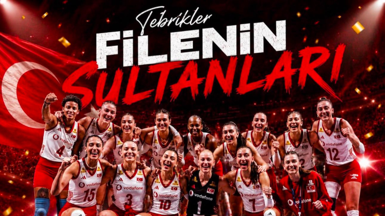 Bakan Ersoy'dan Filenin Sultanları'na şampiyonluk tebriği