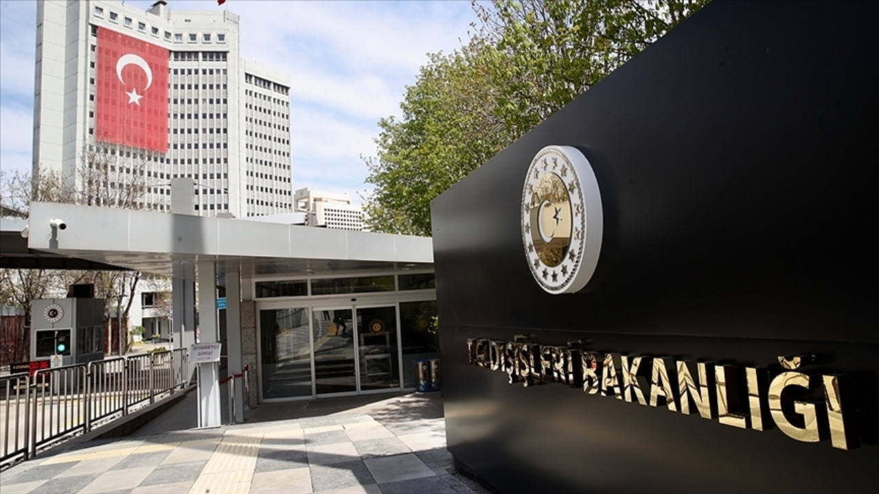 Dışişleri Bakanlığı'ndan açıklama geldi: Karadeniz'de Türk sahipli gemiye İHA saldırısı