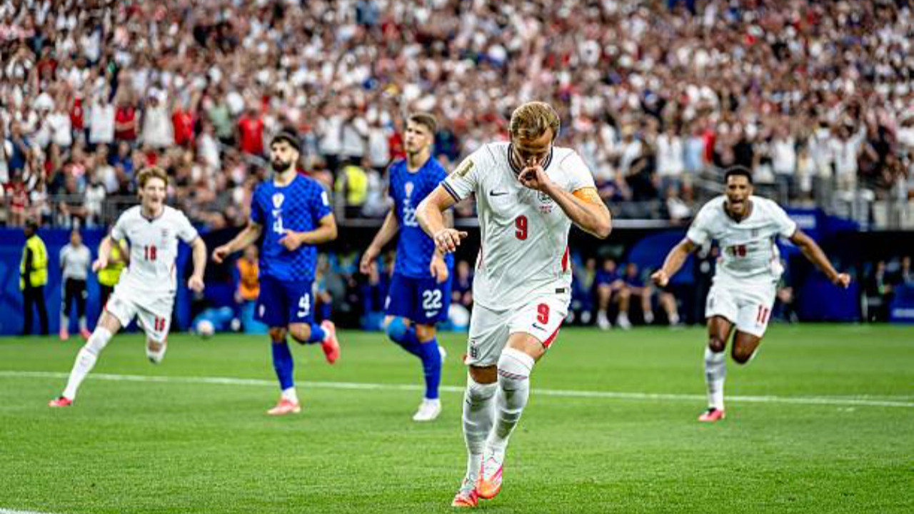 Dünya Kupası'nda gol yağmuru: İngiltere, Hırvatistan'ı 4-2 mağlup etti