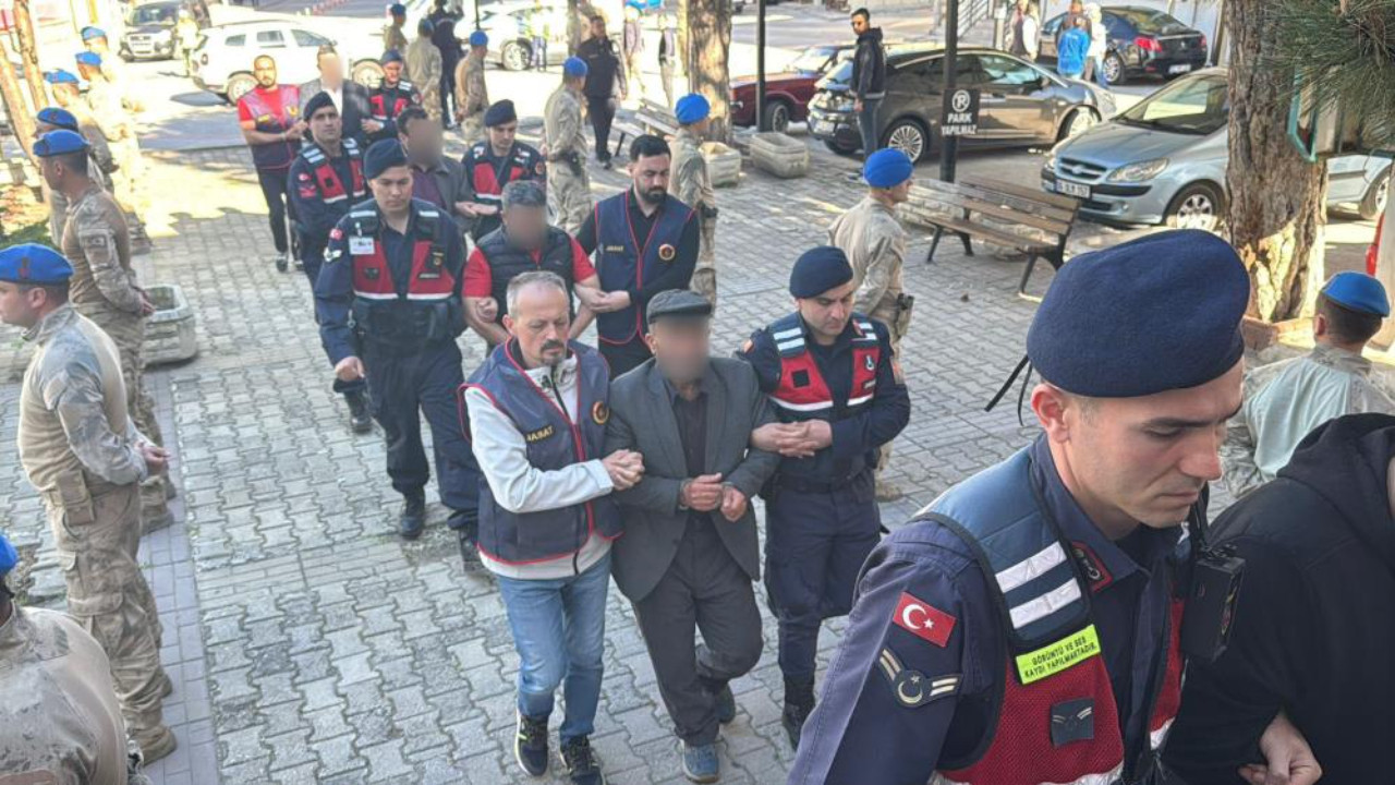 Eskişehir'de 20 yıllık kayıp dosyası: DNA iziyle yakalanan 10 şüpheli adliyeye sevk edildi