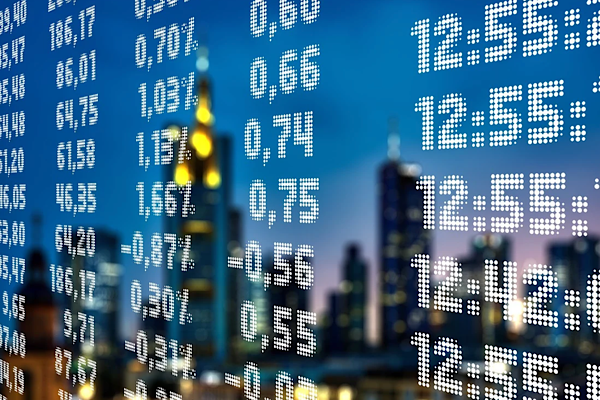 Hürmüz Boğazı'nda artan gerilim Brent petrolde yükselişi destekliyor