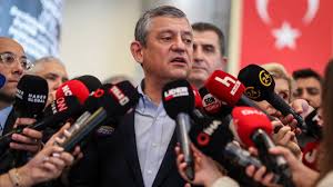 CHP’den Bozbey İçin Büyükşehir Önünde Açıklama
