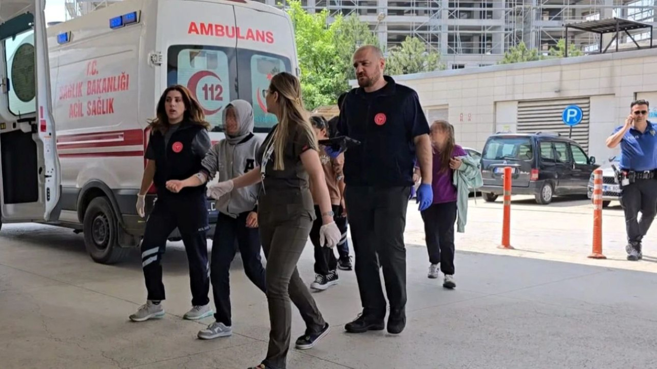İndirimli çiğ köfte yiyen 28 öğrenci hastanelik oldu