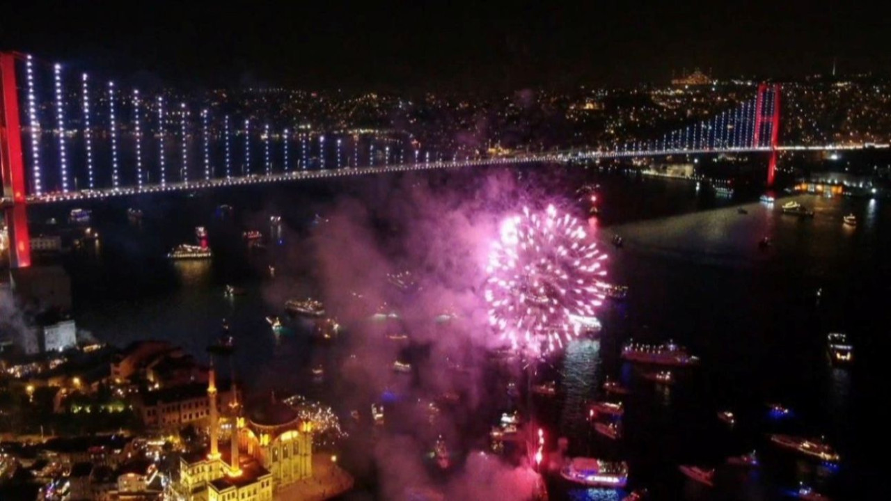 İstanbul'da havai fişek ve meşale tamamen yasaklandı! Vali Davut Gül imzayı attı