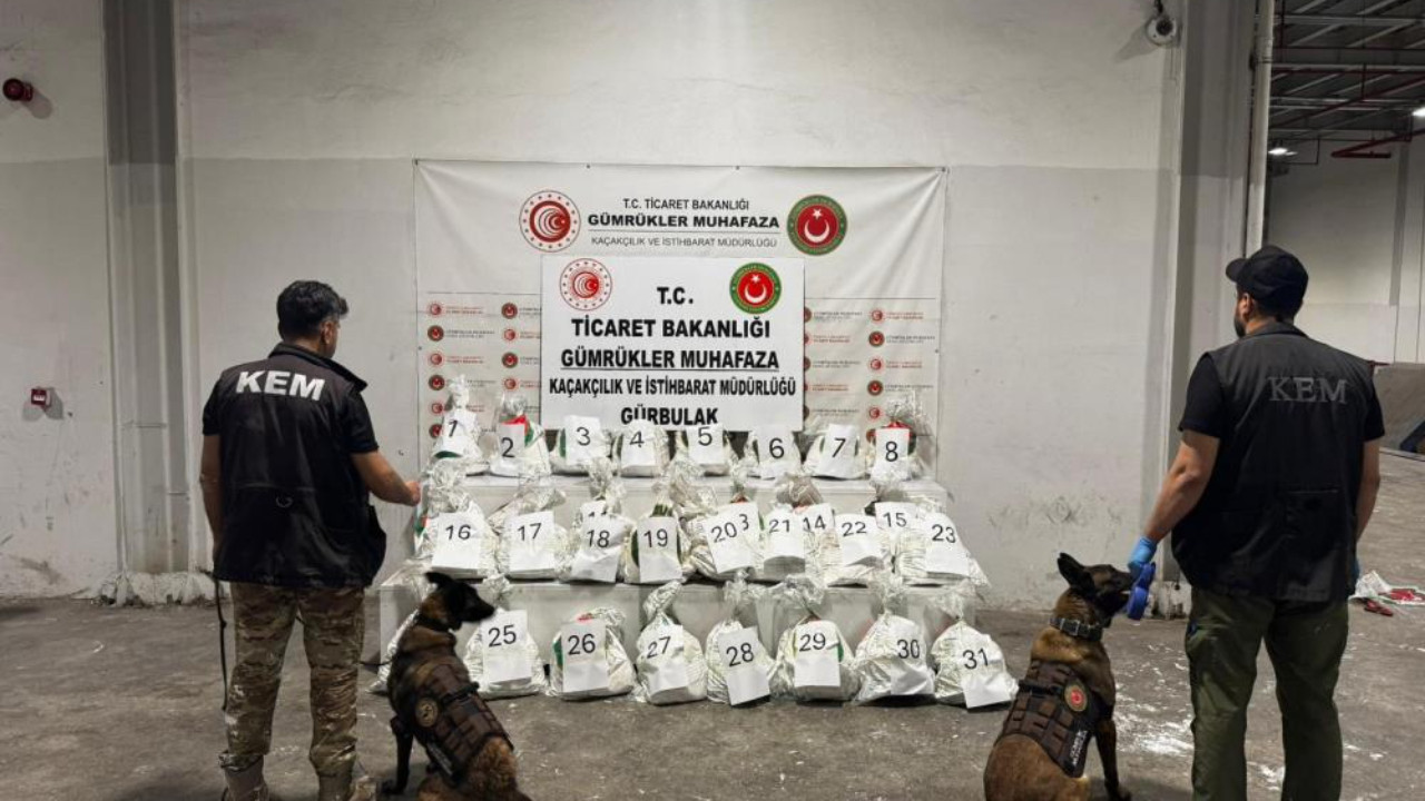 Mersin Limanı ve Gürbulak’ta dev operasyon: 8,5 milyar TL’lik kaçak ilaç ve uyuşturucu ele geçirildi