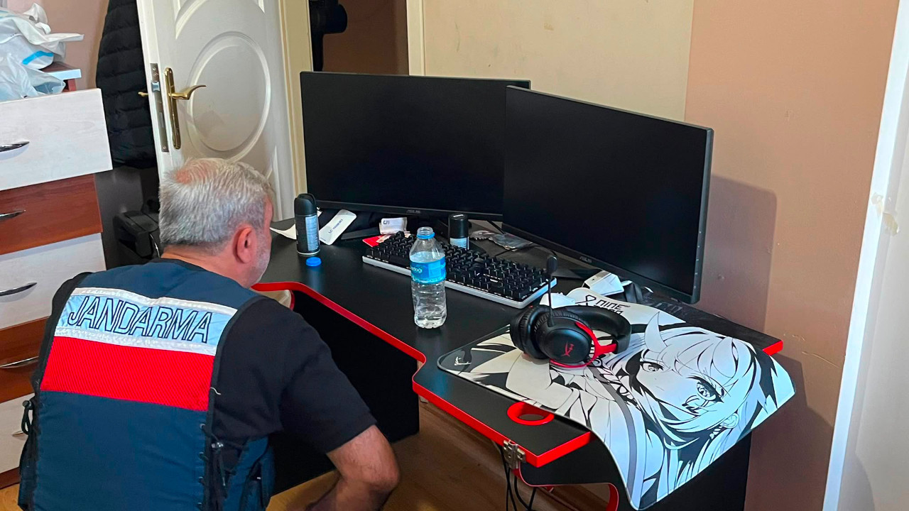 MİT düğmeye bastı, büyük vurgun önlendi! Bir gecede binlerce kişiye giden mesajların arkasından şebeke çıktı
