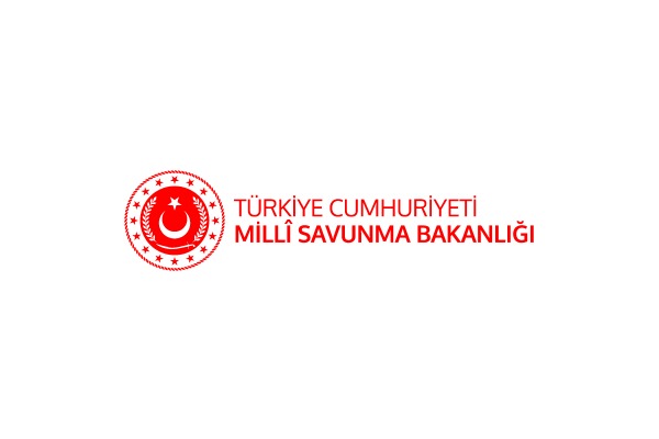 Öğrenciler, “Mehmetçikle Bir Gün” projesi kapsamında kışlalarda ağırlandı