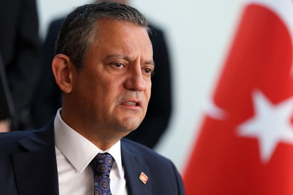 Özel’den Veteriner Hekimler Günü mesajı