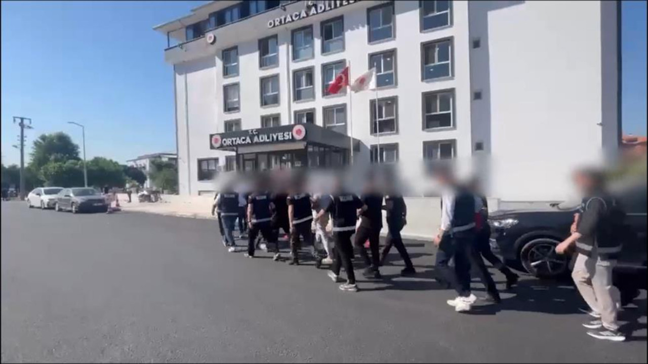 Tapular, çekler, kripto paralar... Muğla'da 142 milyon TL'lik dolandırıcılık operasyonu