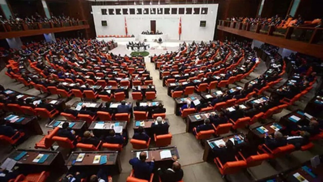 TBMM'den milyonları ilgilendiren dev paket! Taksici, memur ve internet siteleri için yeni kurallar netleşti