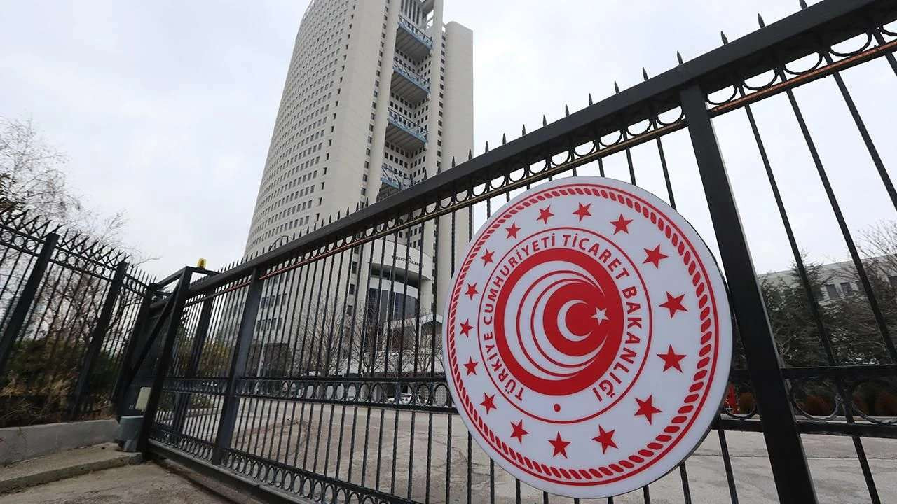 Ticaret Bakanlığı yeni eğitim yılı öncesi kırtasiye ürünlerine denetim başlattı