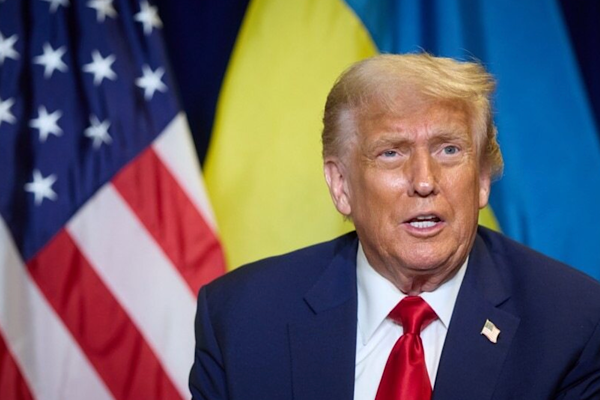Trump: İran nükleer silaha sahip olmayacak, Hürmüz Boğazı açılmalı