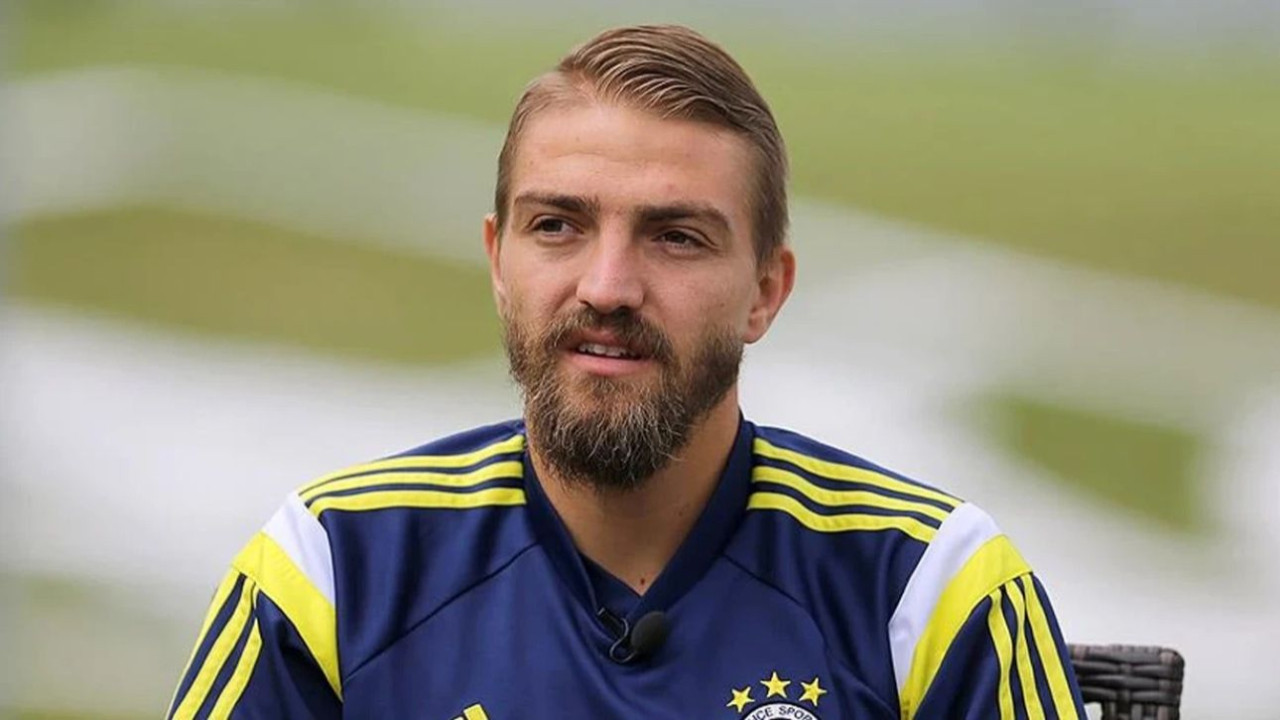 Türk futbolunda bir devir kapandı! 37 Yaşındaki Caner Erkin futbolu bıraktığını açıkladı